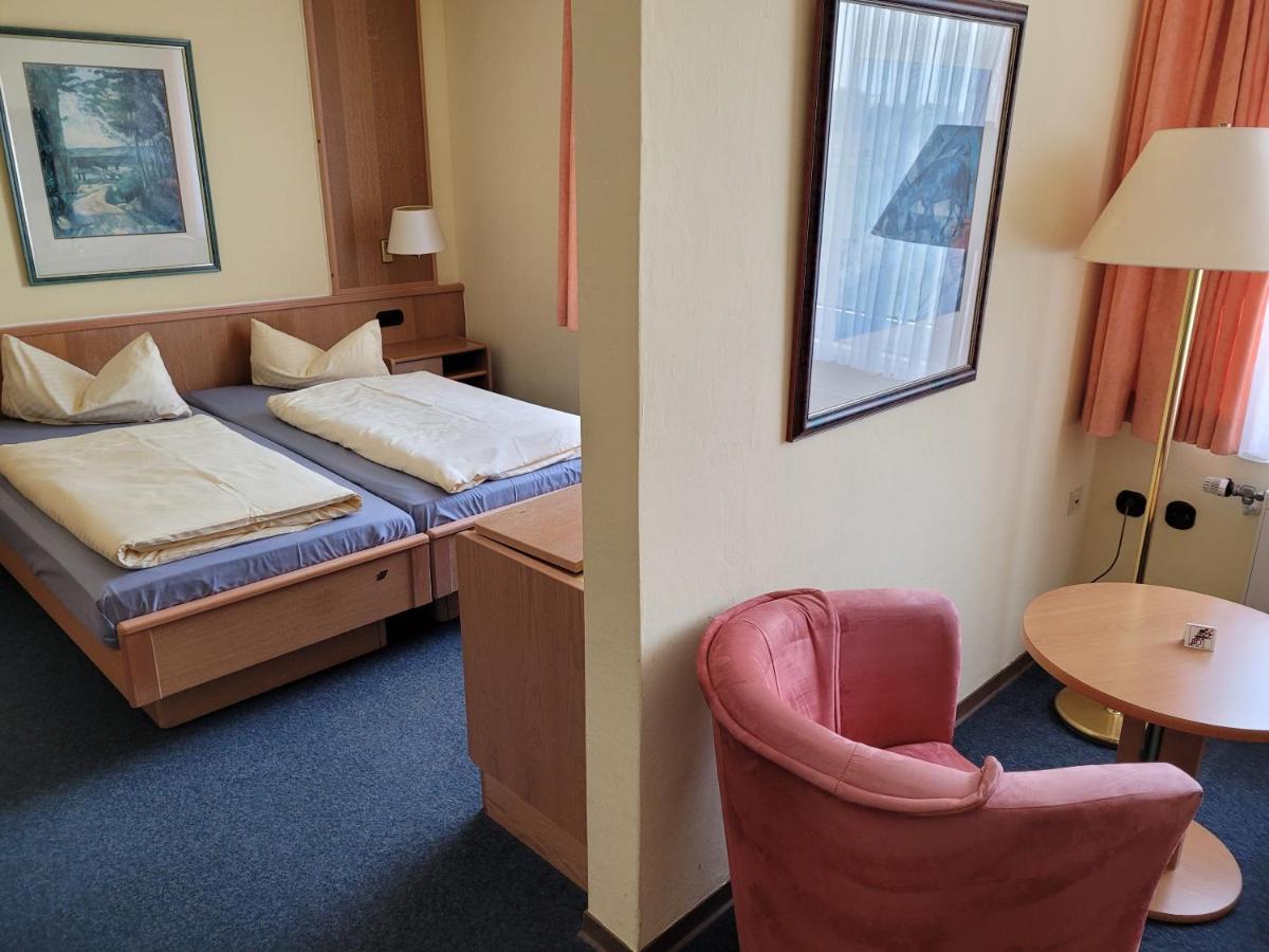 Ems-Hotel Эмден Экстерьер фото