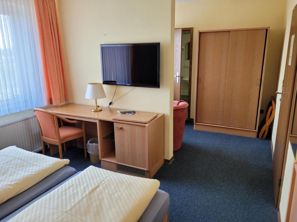 Ems-Hotel Эмден Экстерьер фото