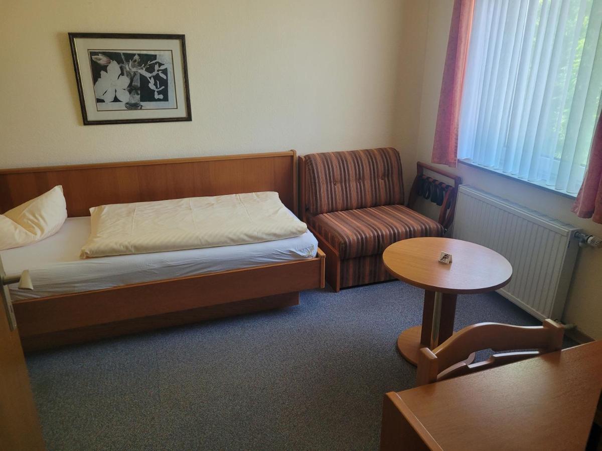 Ems-Hotel Эмден Экстерьер фото